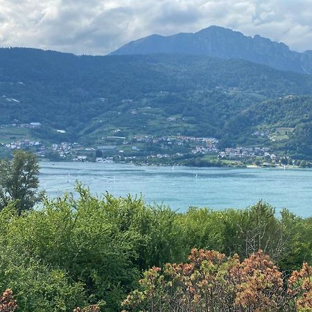 Lake Apartment Ischia Green Tenna 外观 照片